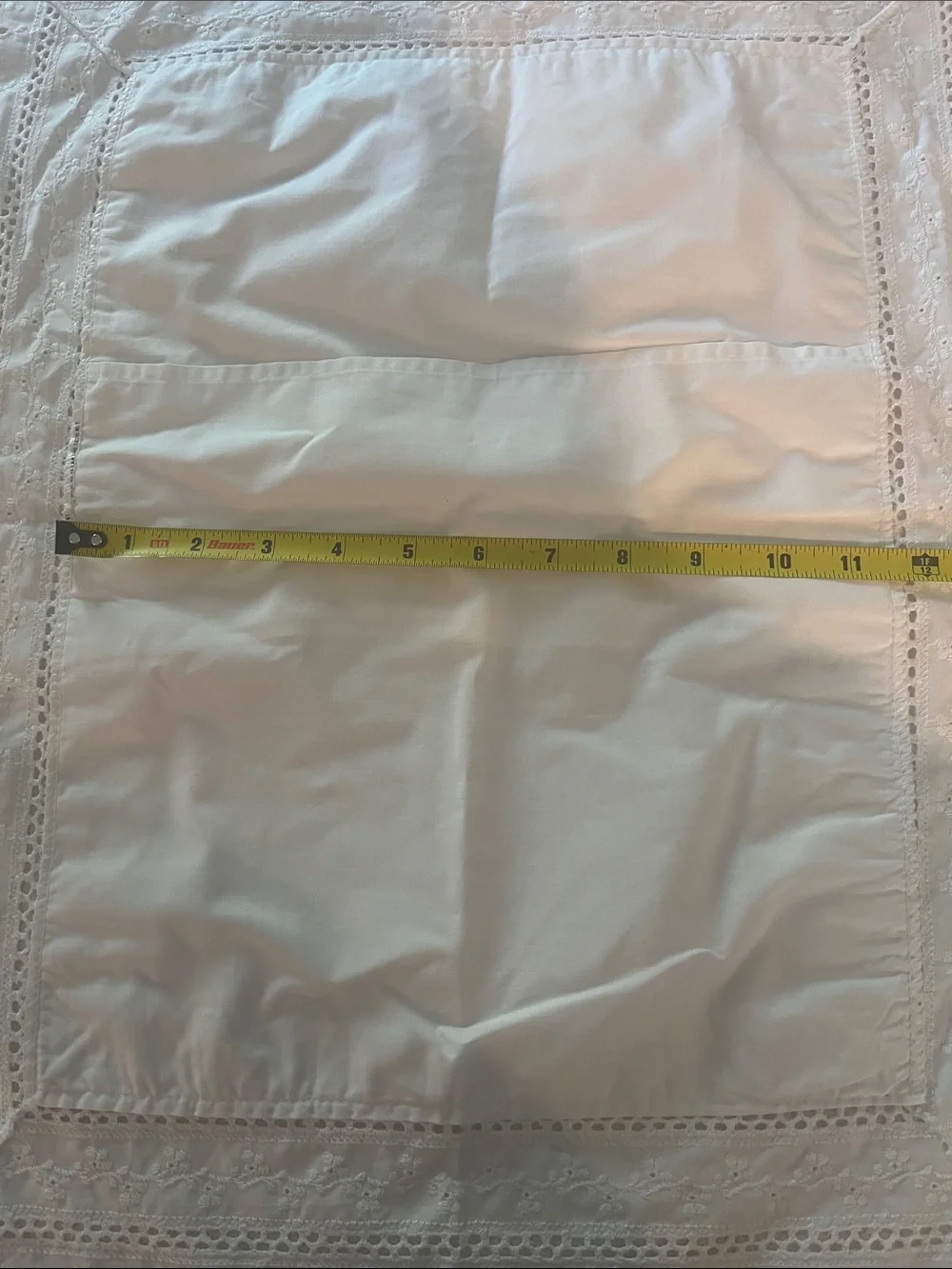 White Eyelet Lace Pillowcase - Unbranded